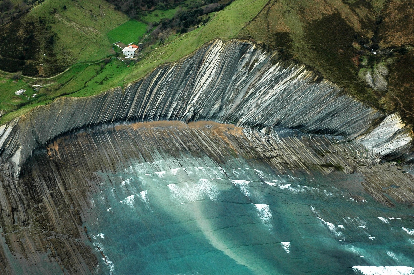 Costa de Gipuzkoa: Getaria, el flysch de Zumaia y Hondarribia